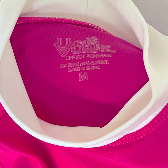 UV Skinz Long Sleeve Sun Swimwear UPF 50 Protection Top, Medium - Picture 4 of 7